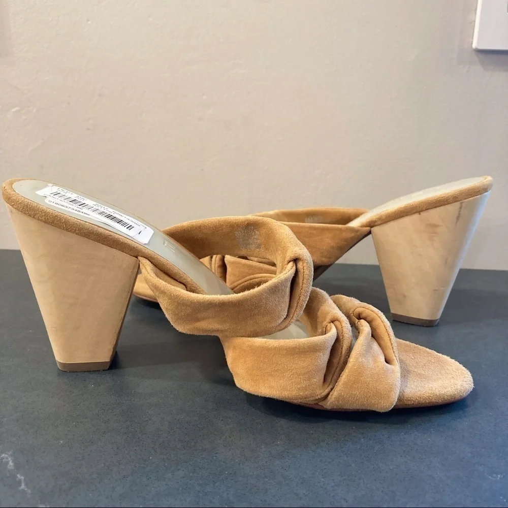 NWT 1 State Sz 8 Aisha kid suede wood clog sandal